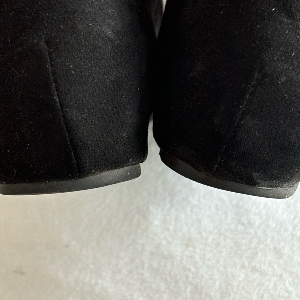 Esprit women’s black flat shoes with lace up ties.  Size 7.5 - Picture 9 of 14